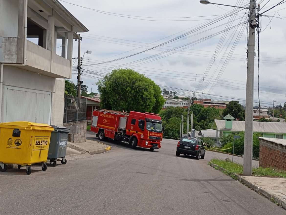 Lucas Brito_Trânsito bloqueado_Vazamento de amônia (2)