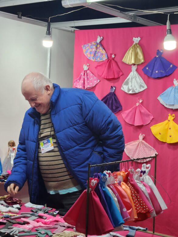 Roupa de bonecas Feira de Inverno