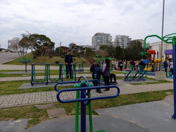 _academia ao ar livre_Karine Bergozza (1)