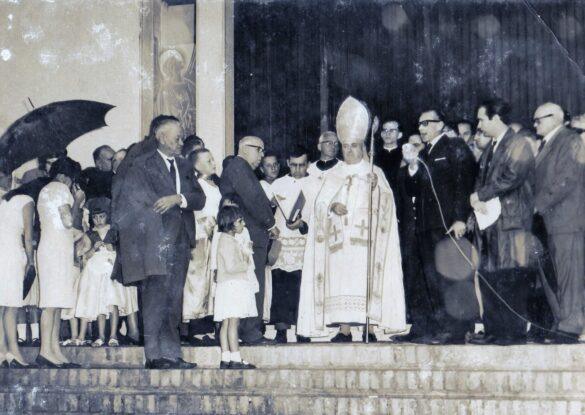 PAROQUIAL inau Igreja